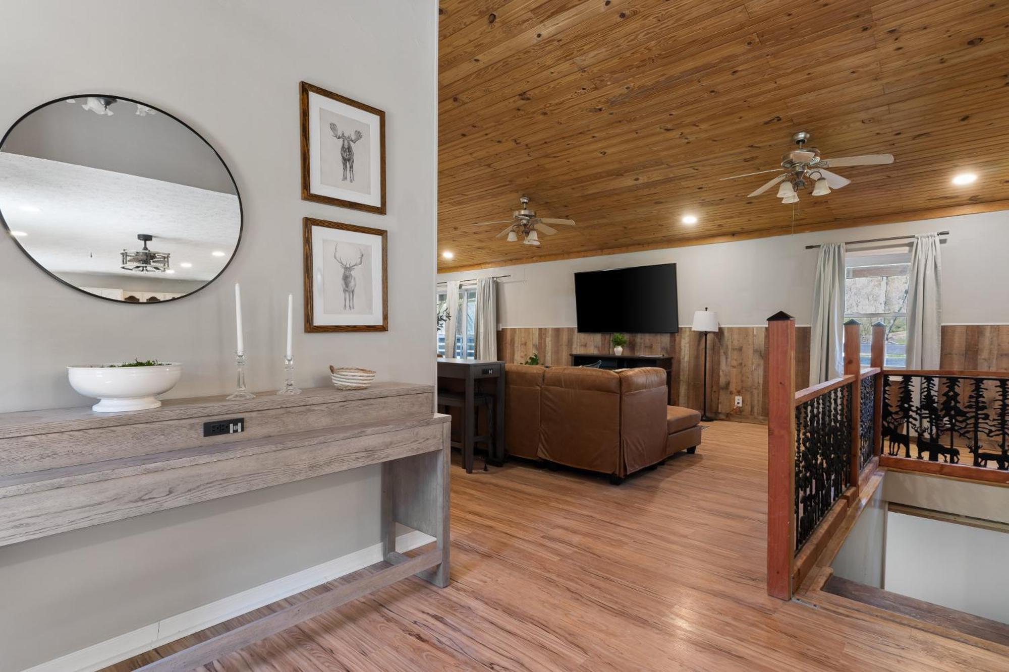 Spacious Cabin Near Hocking Hills And Caves With Hot Tub And Firepit Laurelville Exterior foto
