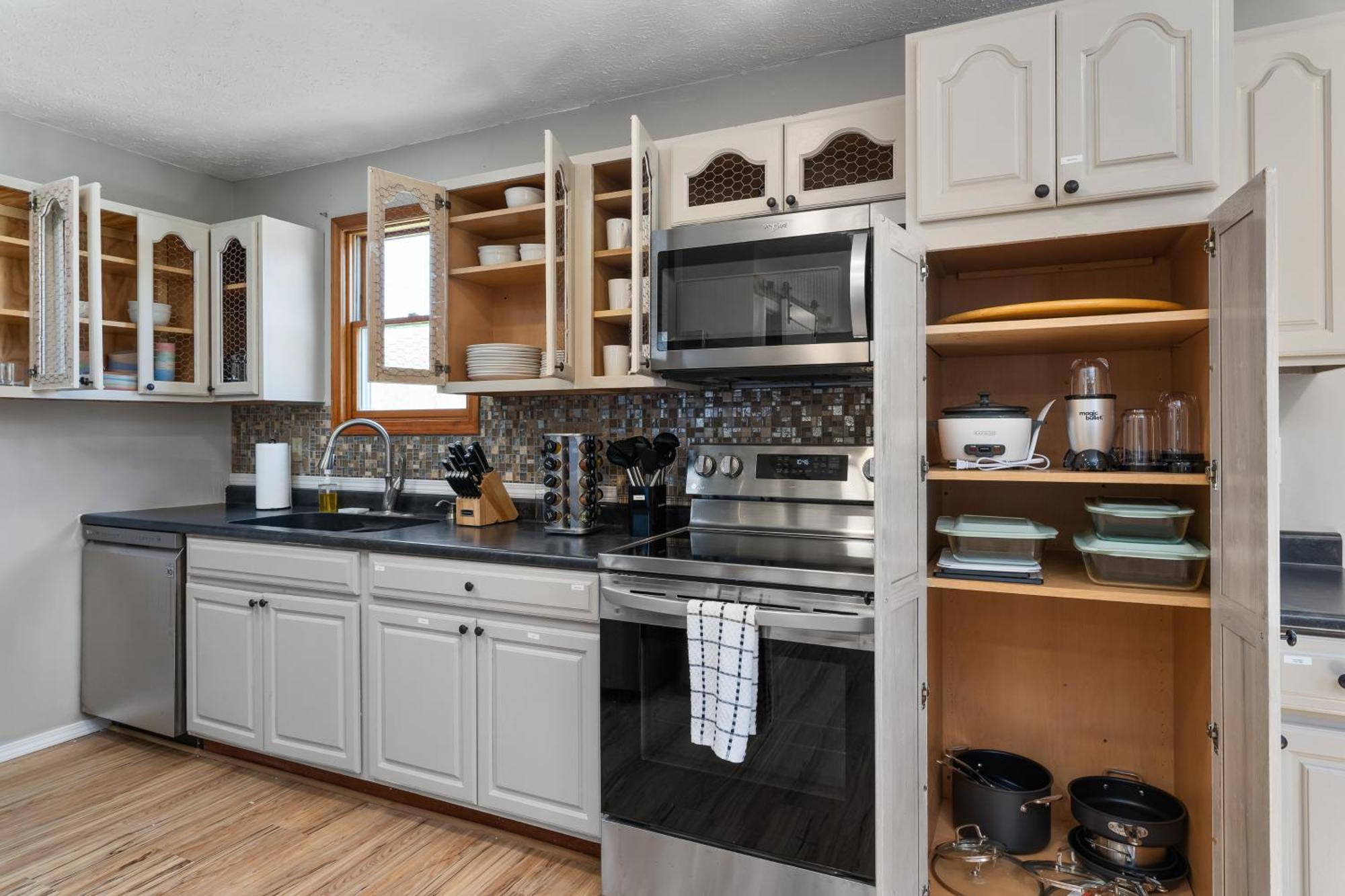 Spacious Cabin Near Hocking Hills And Caves With Hot Tub And Firepit Laurelville Exterior foto
